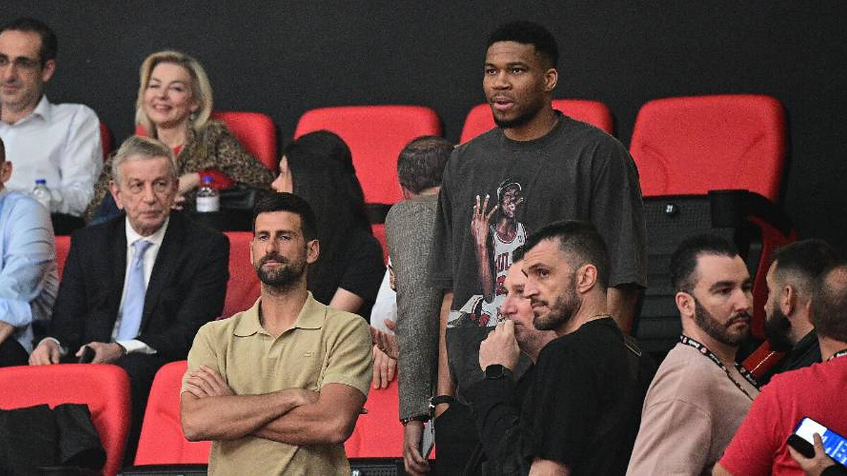 Antetokounmpo, Djokovic, and Kuzma are watching Game 2 of the Olympiacos vs Monaco series