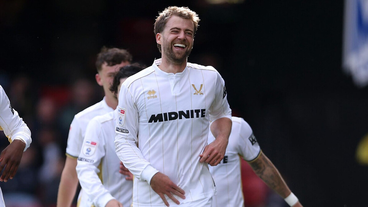Bamford double steers Sheff Utd to victory