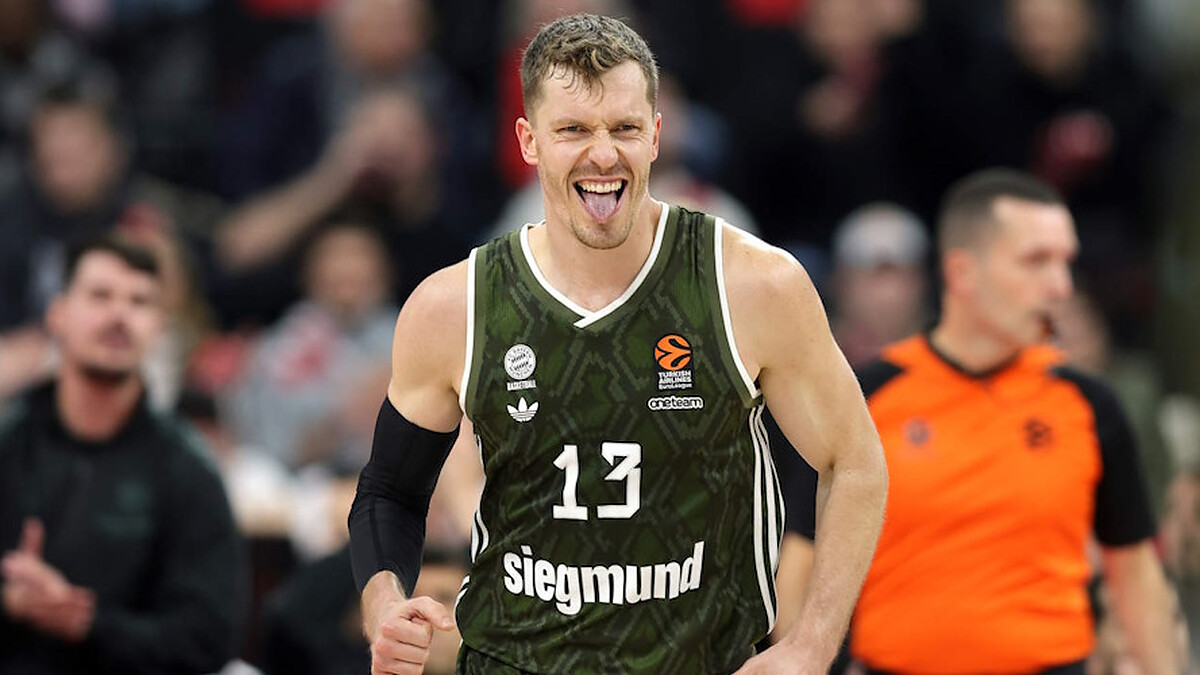 Bayern Munich gets the easy win over double-faced Milan