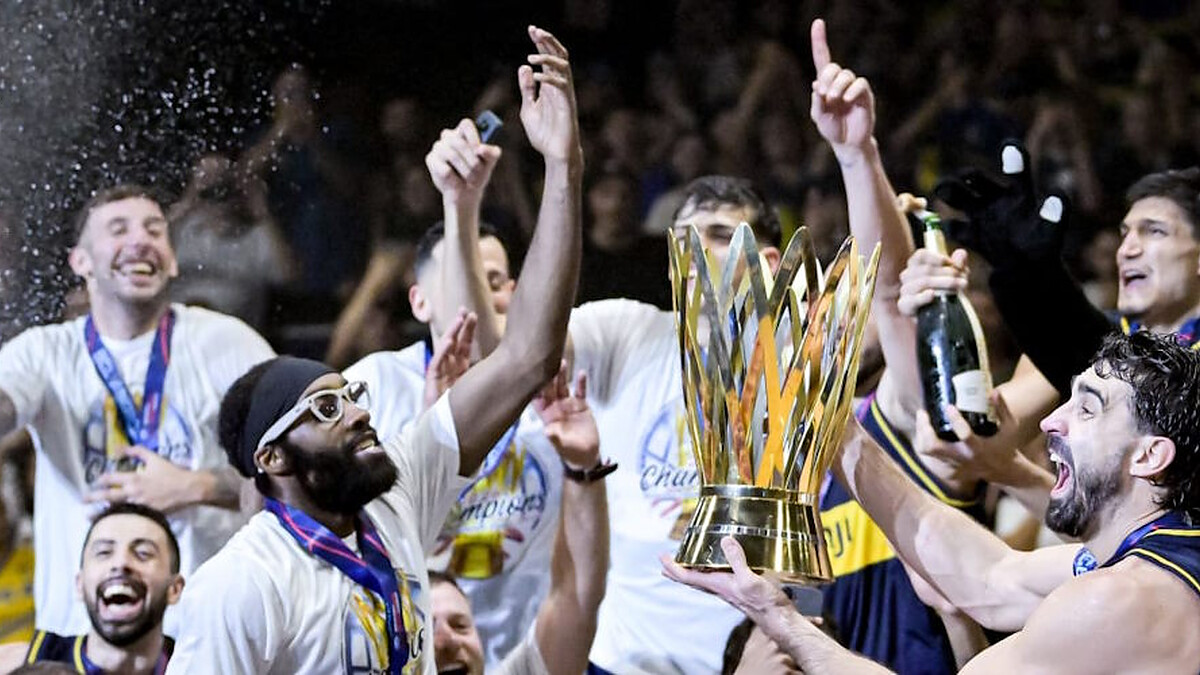 Boca Juniors wins BCLA title in packed house to secure Intercontinental Cup debut