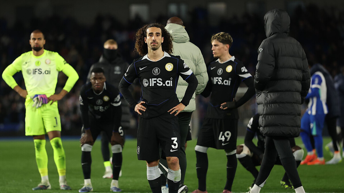 Chelsea: No shots, no tackles for 30 minutes, out-run in 34 consecutive matches