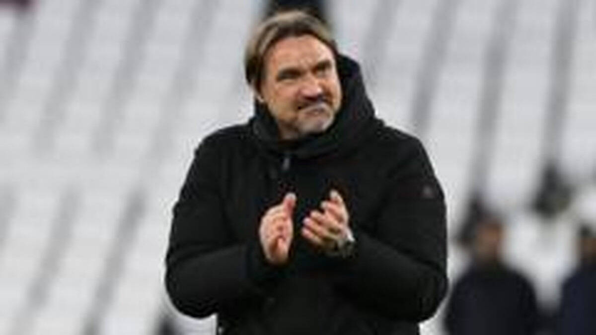 Farke says FA Cup buzz can lift Leeds for relegation fight