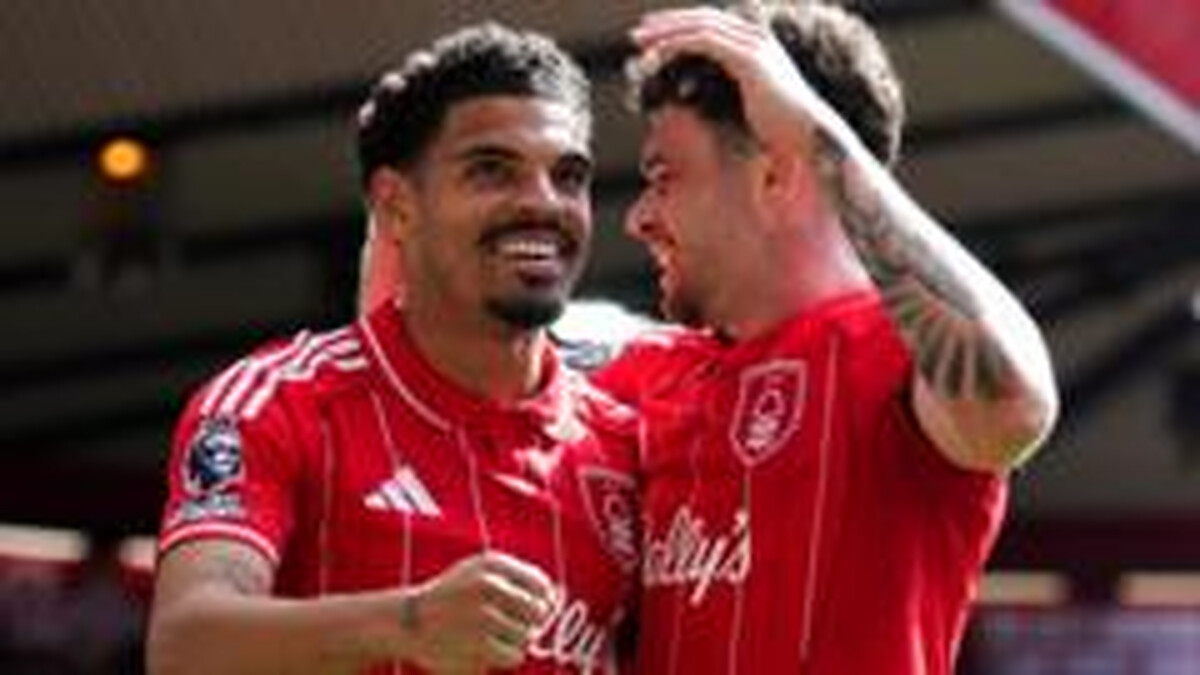 Forest hero Gibbs-White plunges summer suitors Spurs into deeper danger