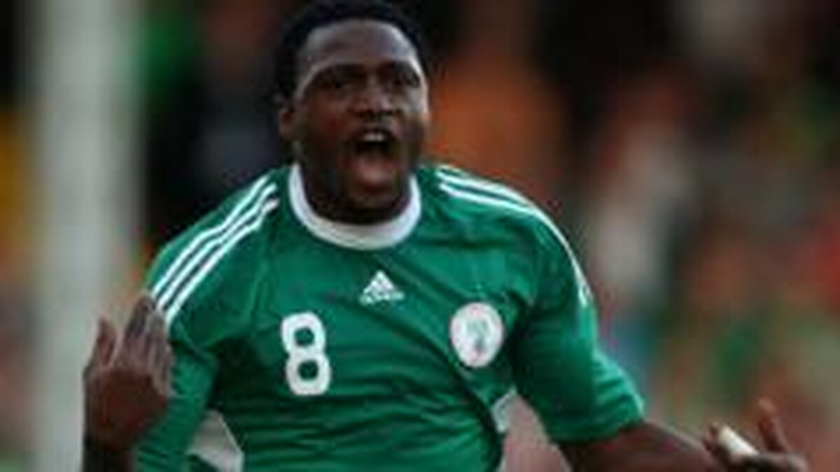 Former Nigeria striker Eneramo dies during match