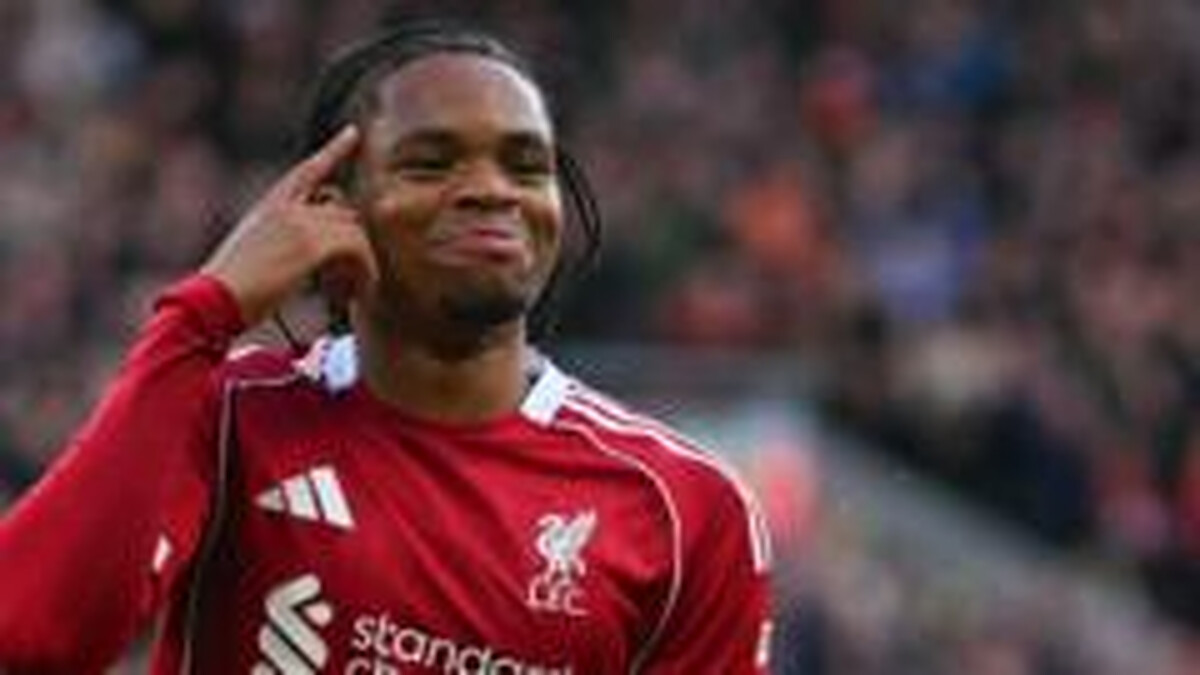 Fortune favours the brave - will Slot start Ngumoha against PSG?