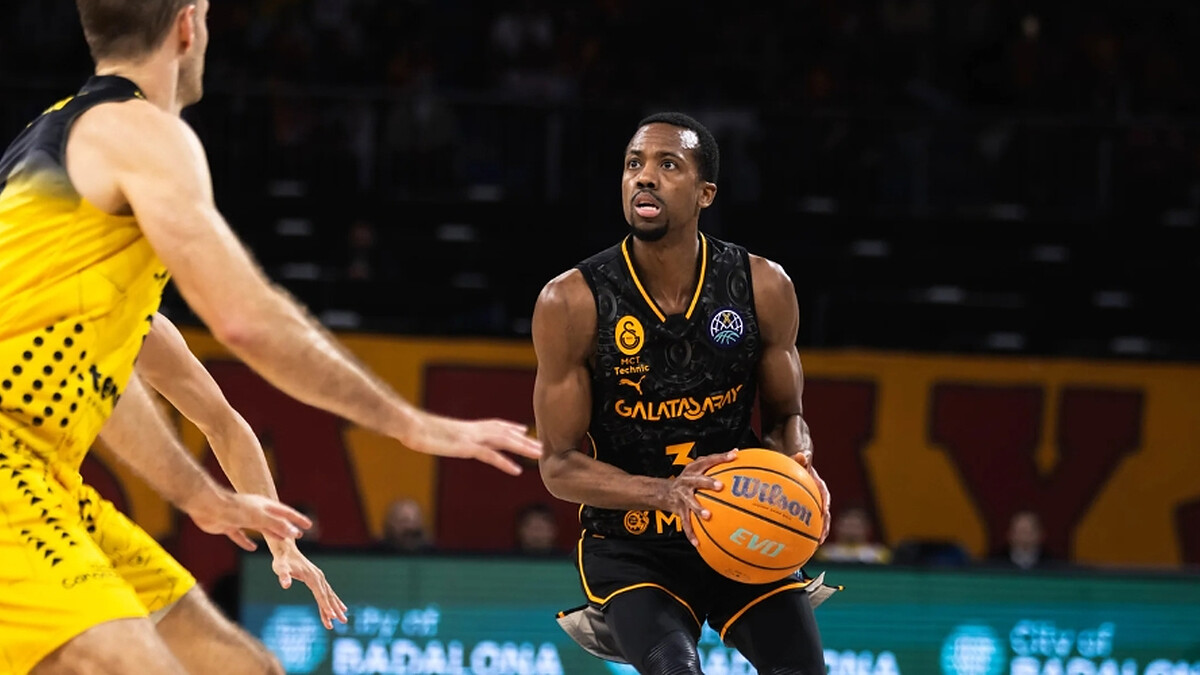 Galatasaray survived a close call to force a Game 3 against Tenerife