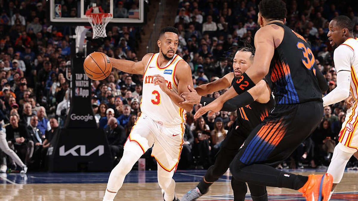 Hawks stun Knicks, Cavaliers surge to commanding lead over Raptors