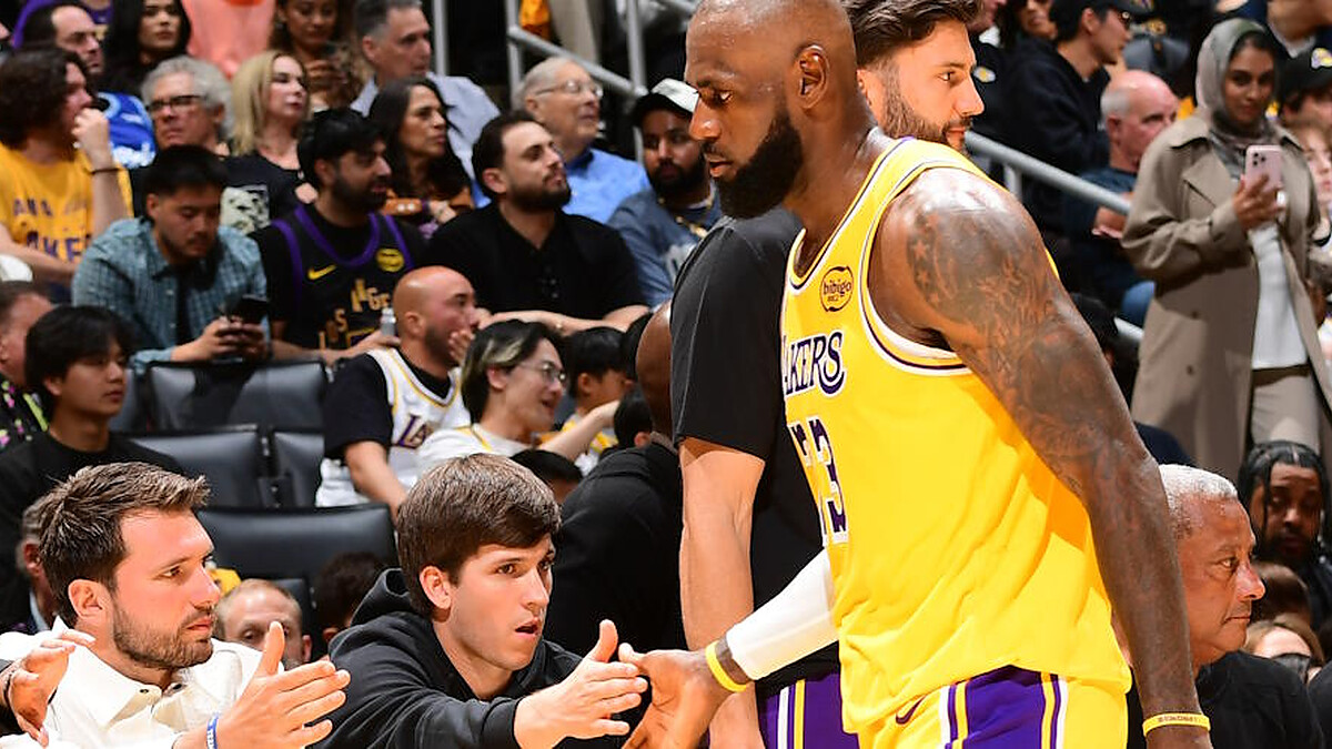 Lakers topple Rockets as injured Doncic cheers from sideline