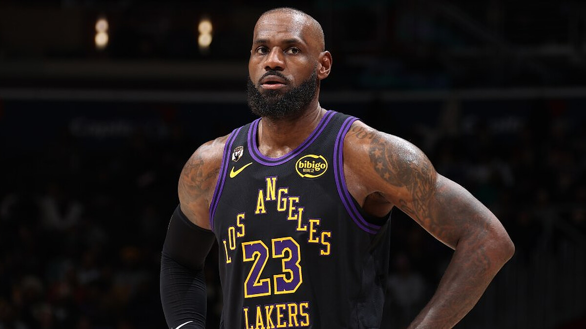 LeBron honors Jordan’s legacy after 23 seasons: “I hope I made him proud”