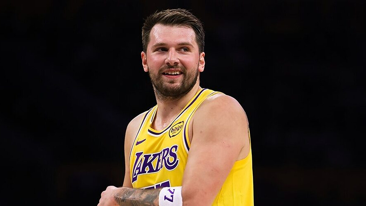 Luka Doncic will be back in the US on Tuesday, Reaves will miss most of the Playoffs first round