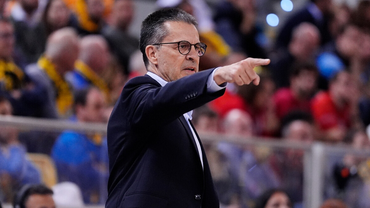 Martinez responded to Ataman: “Even if he’s a better coach, that’s not going to be enough for them”