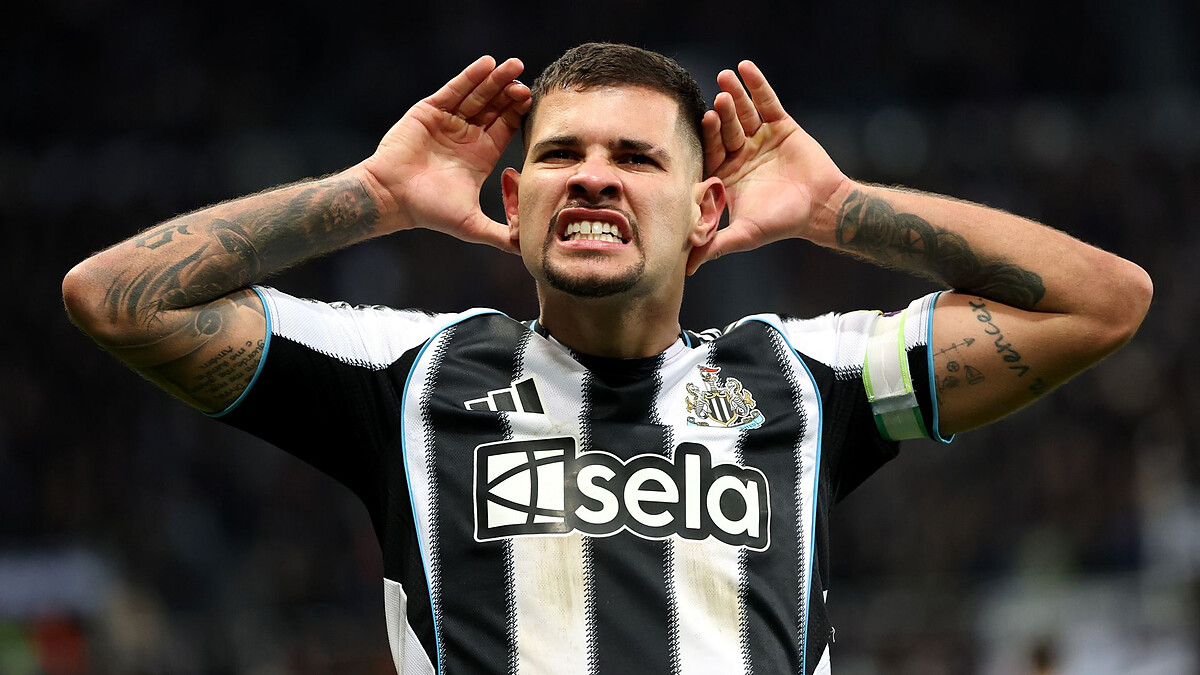 Newcastle vs Bournemouth team news with Gordon out LIVE!