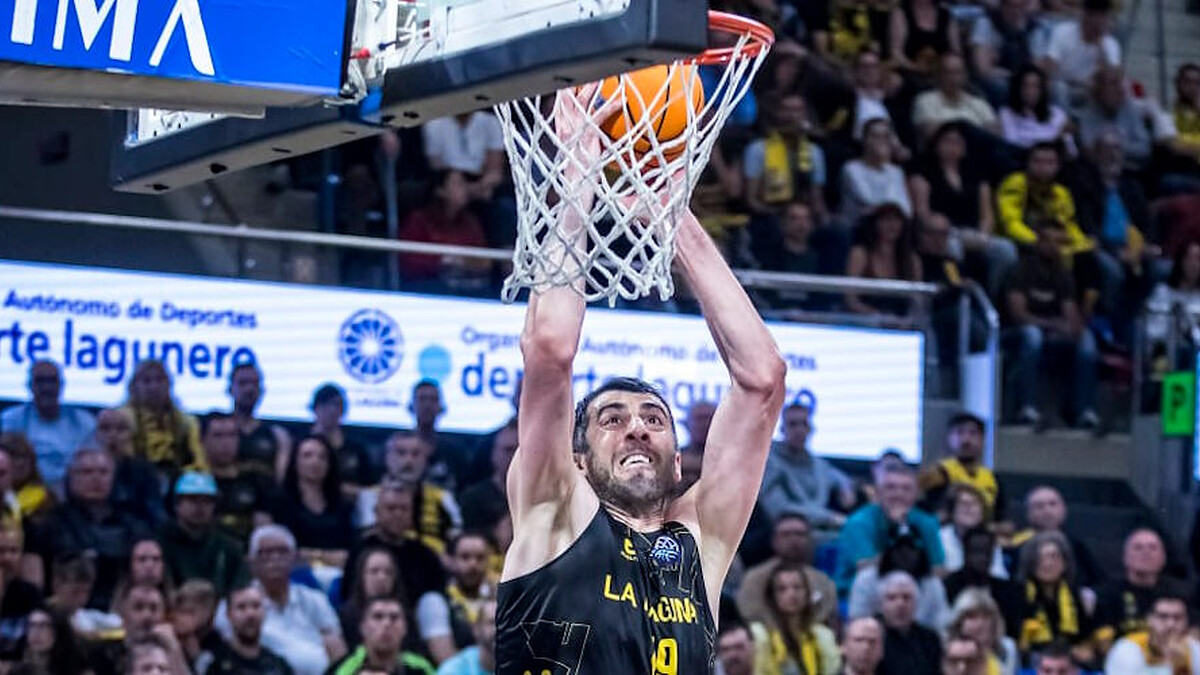 Rubio, Harding, Bartley, Nunnally, Shermadini in Team of the Quarterfinals