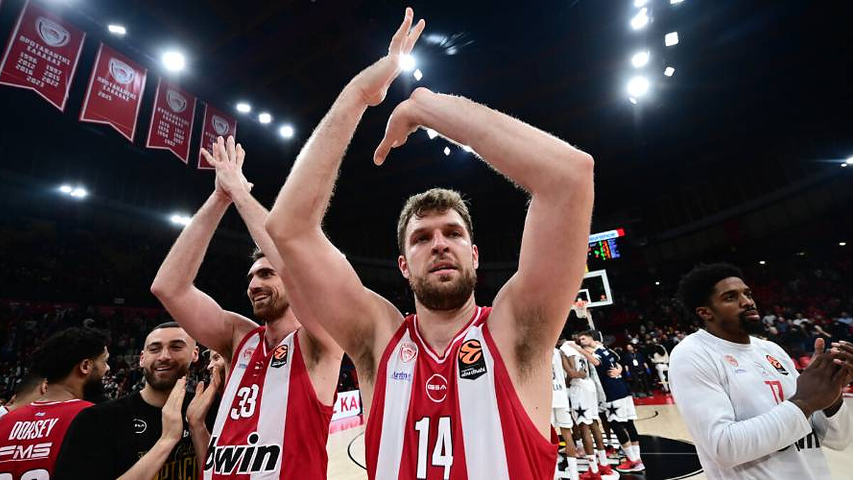 Sasha Vezenkov claims 2025–26 Alphonso Ford Top Scorer Trophy