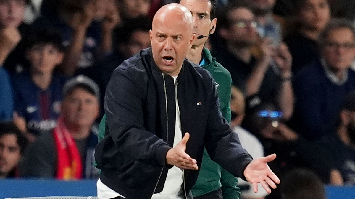 Slot: Liverpool will take risks against PSG