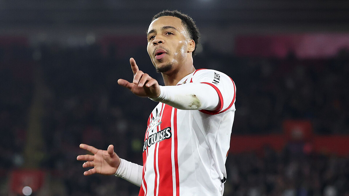 Southampton ease past Blackburn to march up to fourth