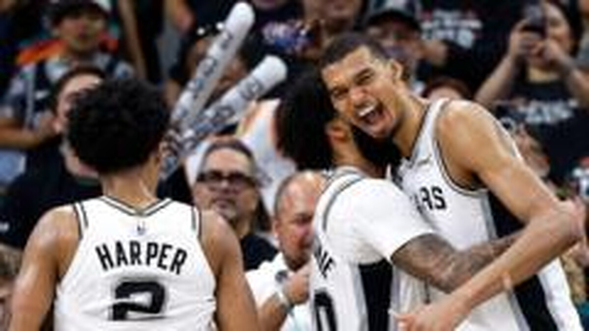 'Superstar' Wembanyama helps Spurs clinch series