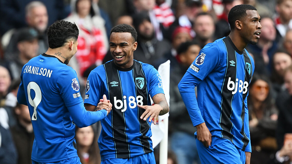 Title-race twist? Bournemouth take early lead at Arsenal LIVE!