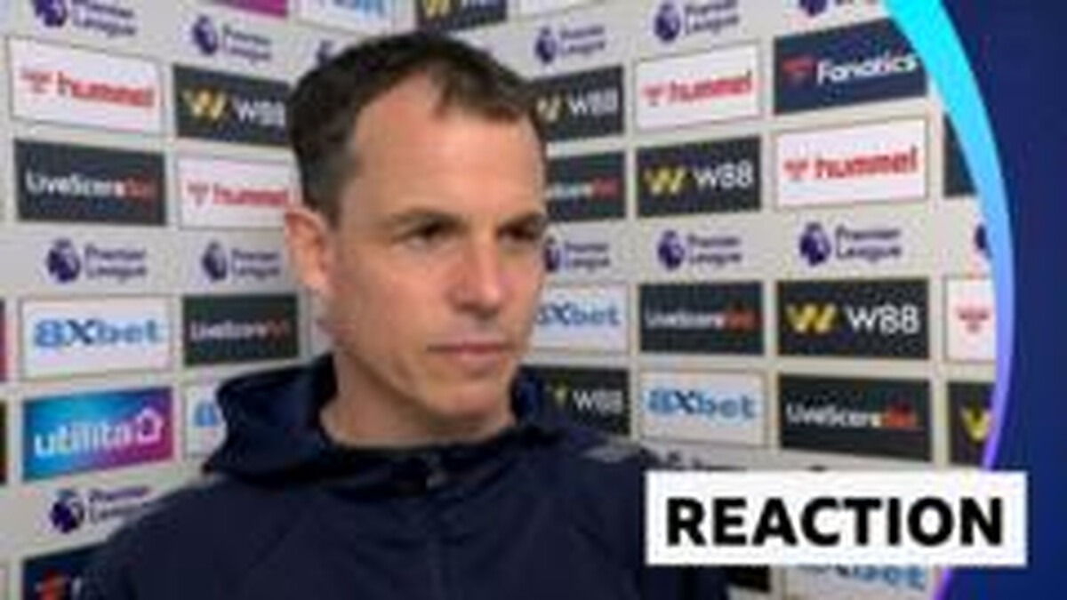 Top 10 is a good target for Sunderland - Le Bris