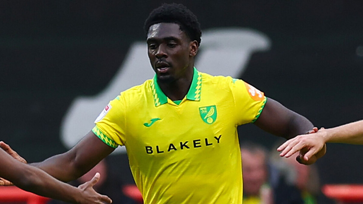 Toure hat-trick steers Norwich past Bristol City