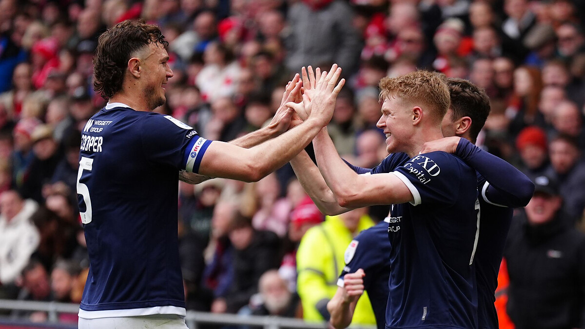 'Zero fear' - Millwall boss Neil urges Lions to embrace promotion challenge