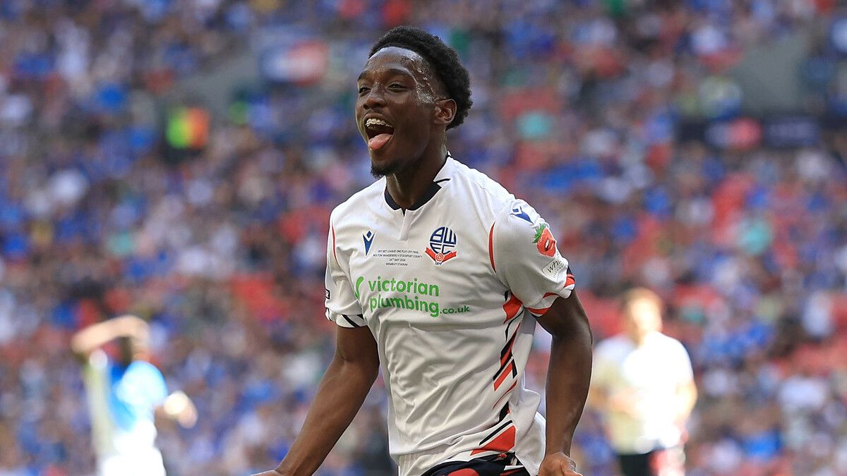 Bolton seal return to Championship after beating Stockport at Wembley