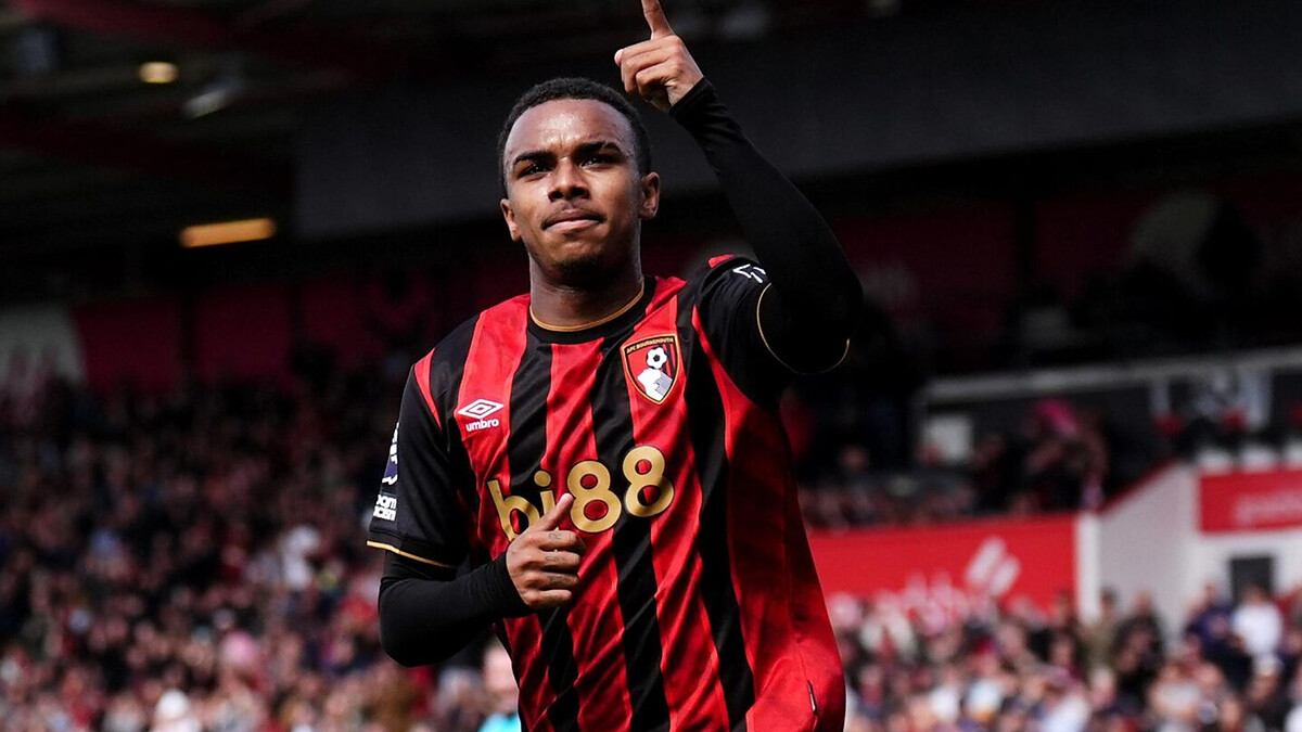 Bournemouth move into European places as unbeaten run continues with Palace win