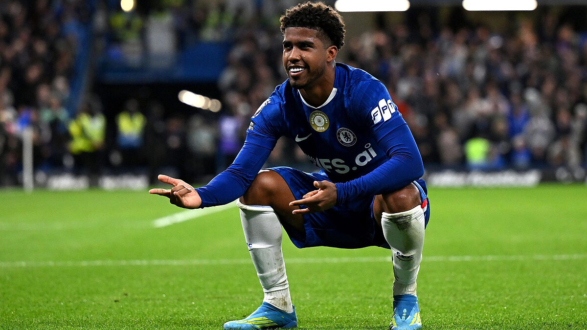 Chelsea deny Spurs comeback to send race for survival to final day