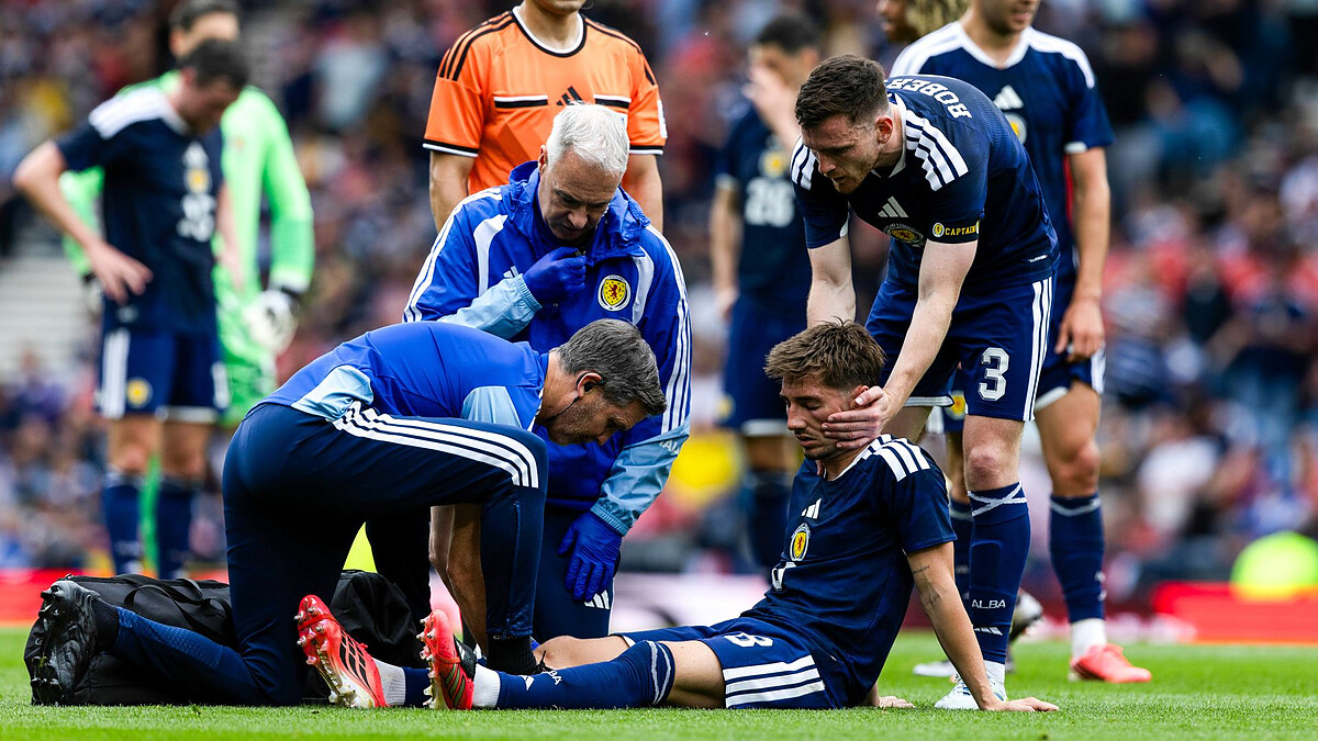 Clarke 'praying' Gilmour makes World Cup