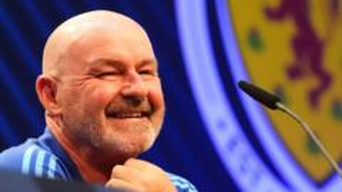 Clarke signs new Scotland deal until 2030 World Cup