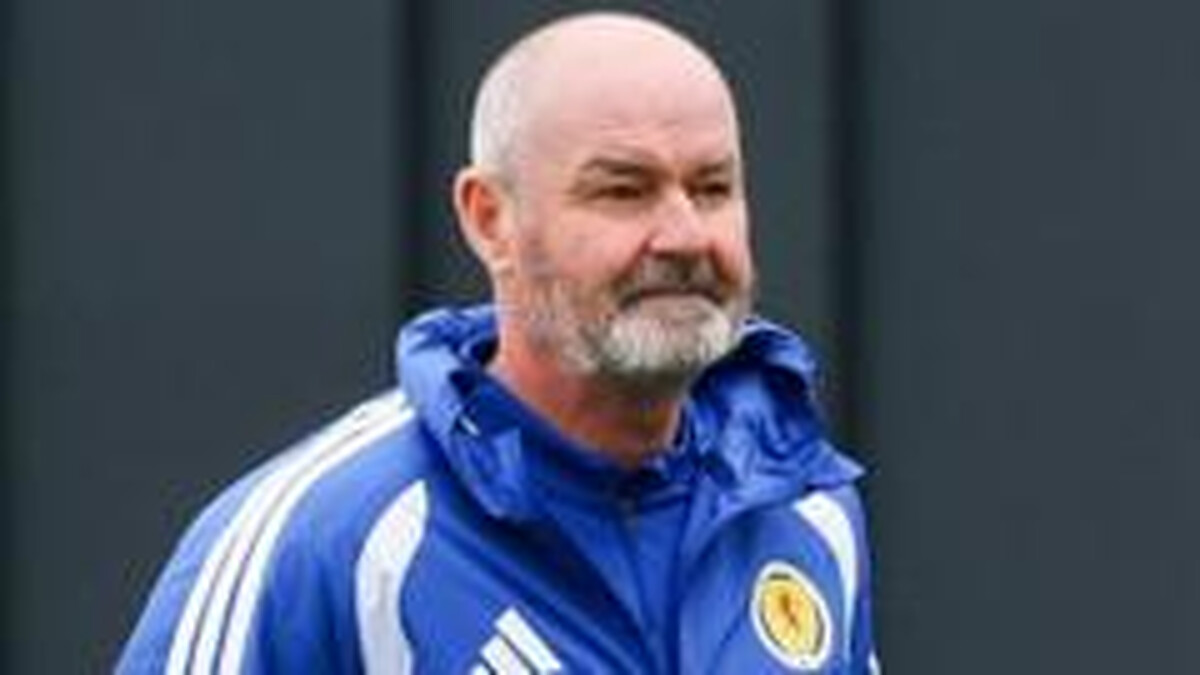 Clarke sure he's best man for Scots after new deal