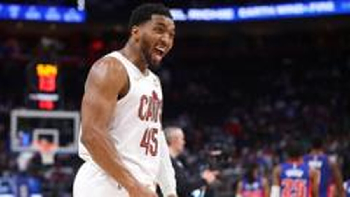 Cleveland thrash Pistons to reach Eastern finals