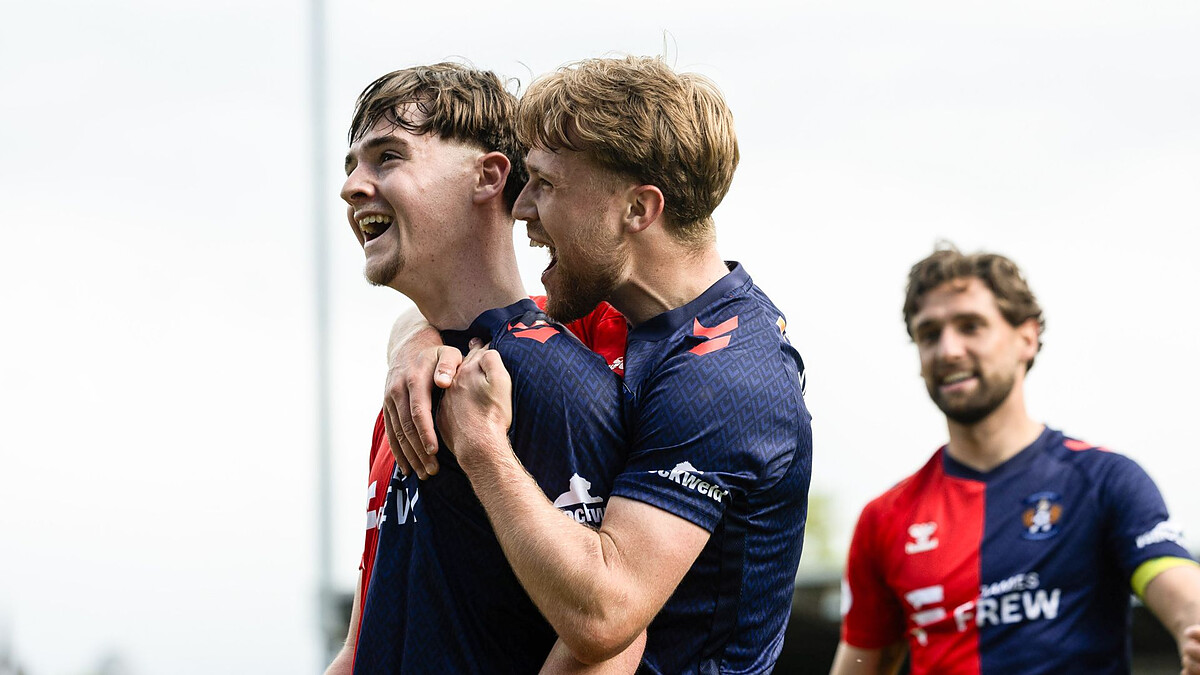 Curtis scores twice as Kilmarnock ease relegation worries at St Mirren
