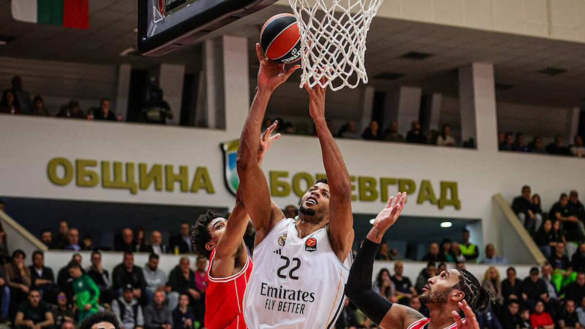 Edy Tavares ruled out for the Final Four