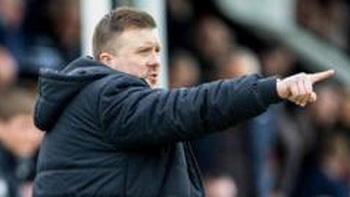 Elgin suspend manager Hale amid investigation