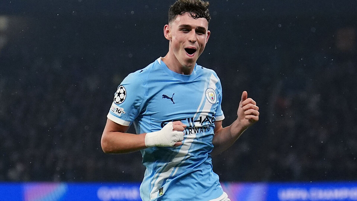 Foden agrees to sign new Man City contract