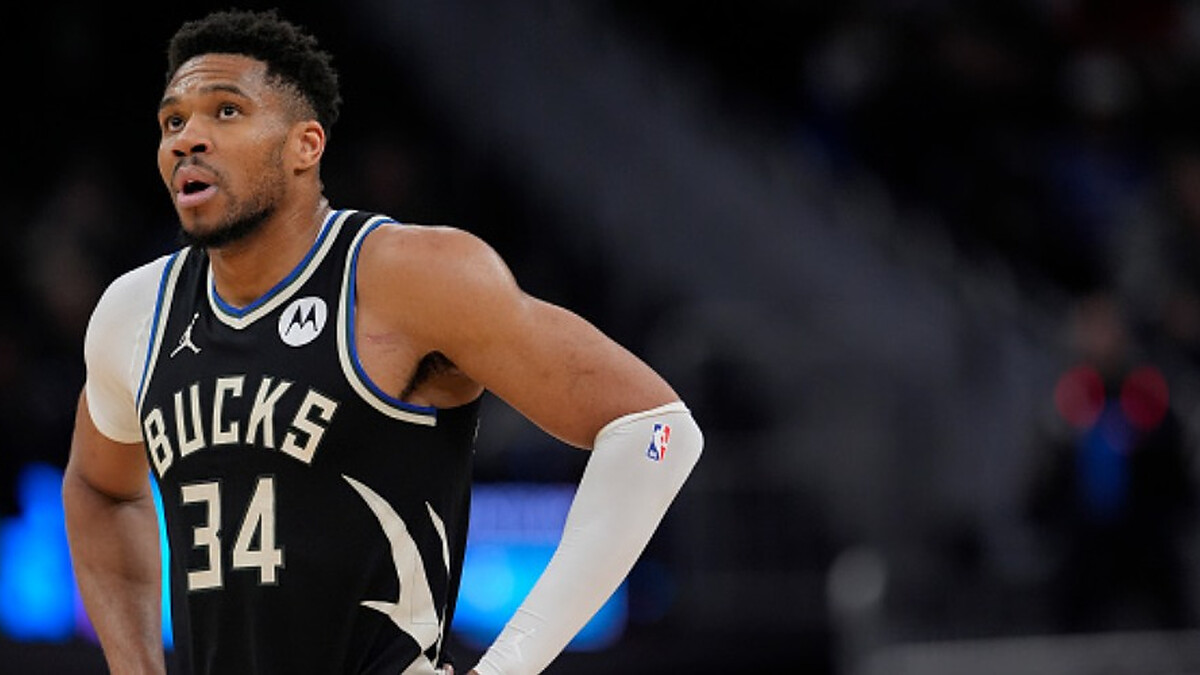 Giannis Antetokounmpo is expected to attend the EuroLeague Final Four in Athens