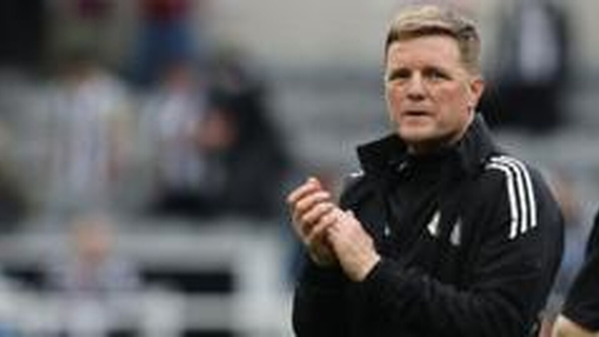 Howe set to stay in charge of Newcastle after summit
