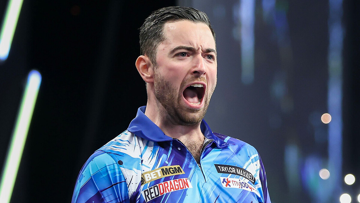 Humphries keeps cool to clinch Players Championship 17 crown