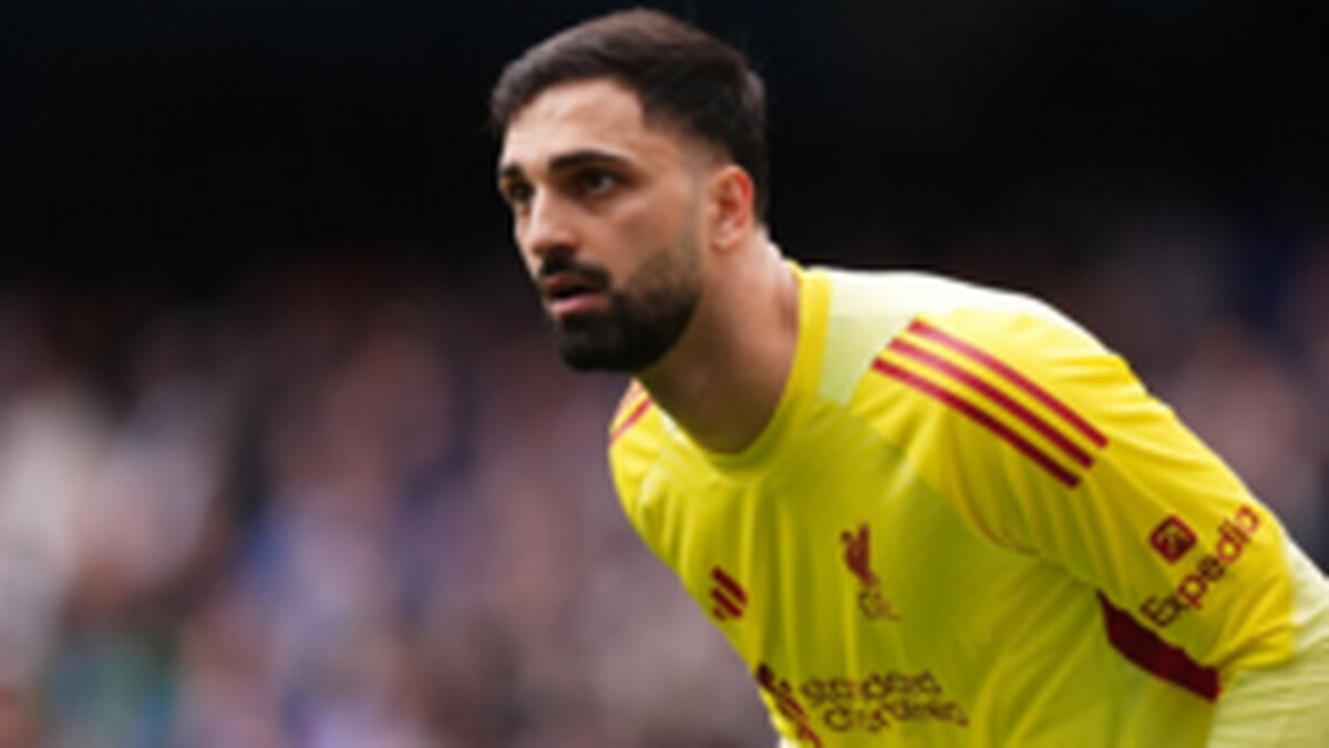 Liverpool keeper fined for using phone on motorway