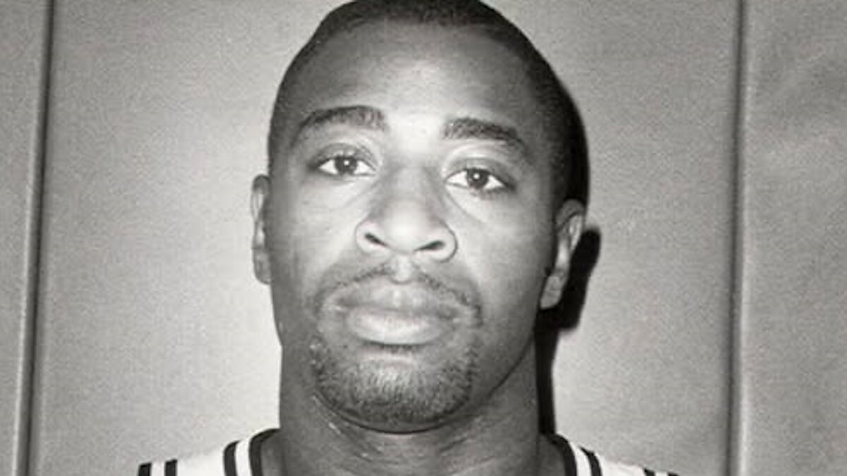 Loyola scoring legend and European journeyman Alfredrick Hughes dies at 63