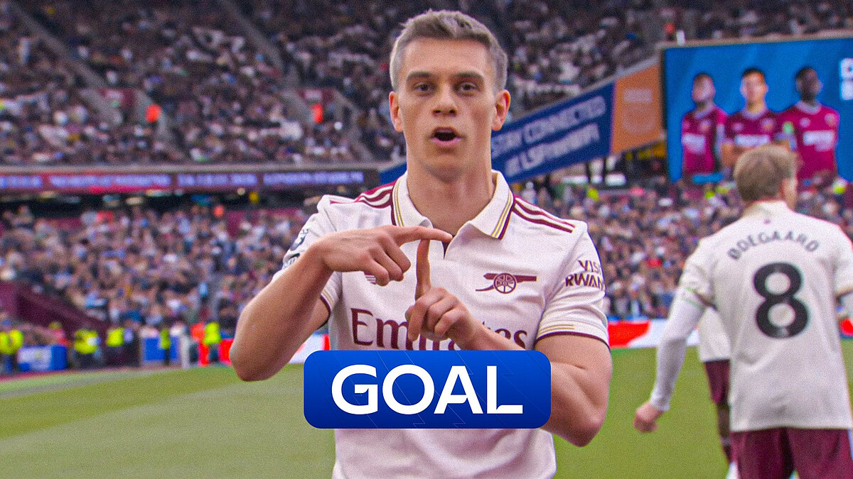 MASSIVE goal! - Trossard gives Arsenal the lead late on