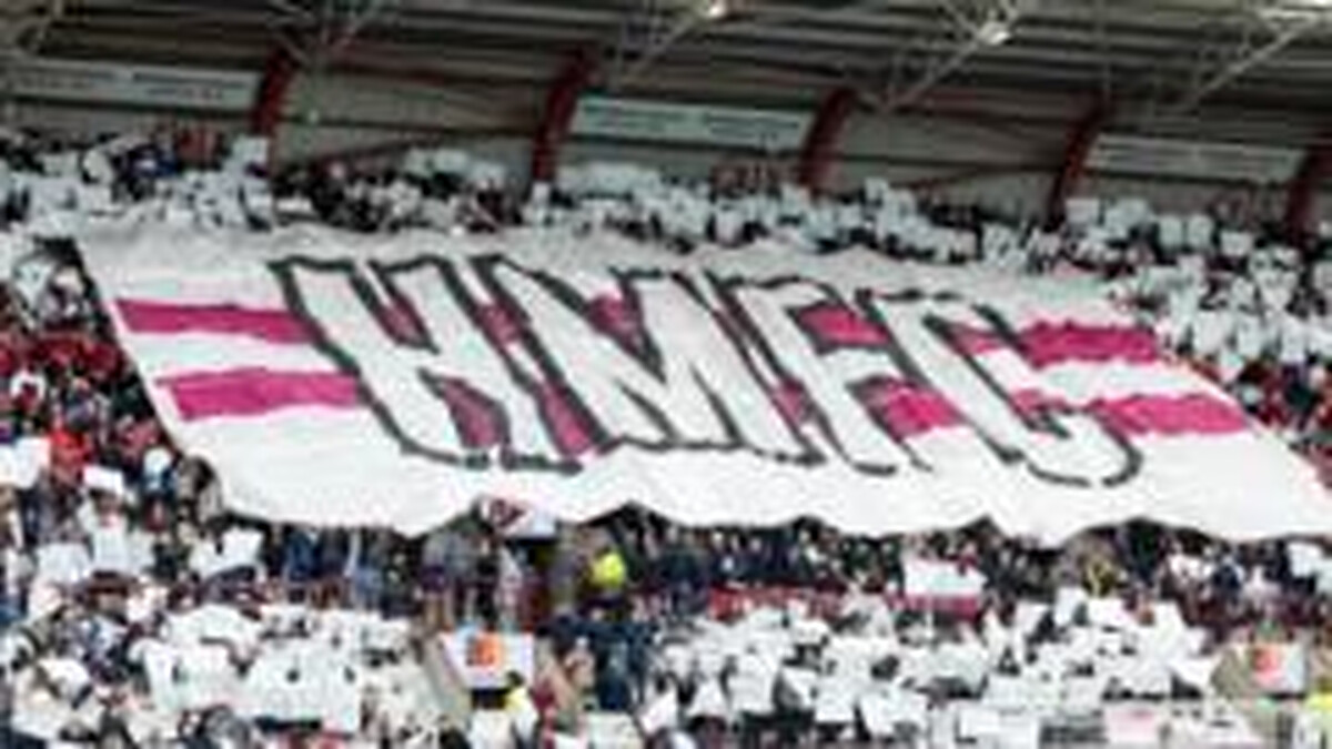 McInnes wants Tynecastle 'in full glory' for Rangers game