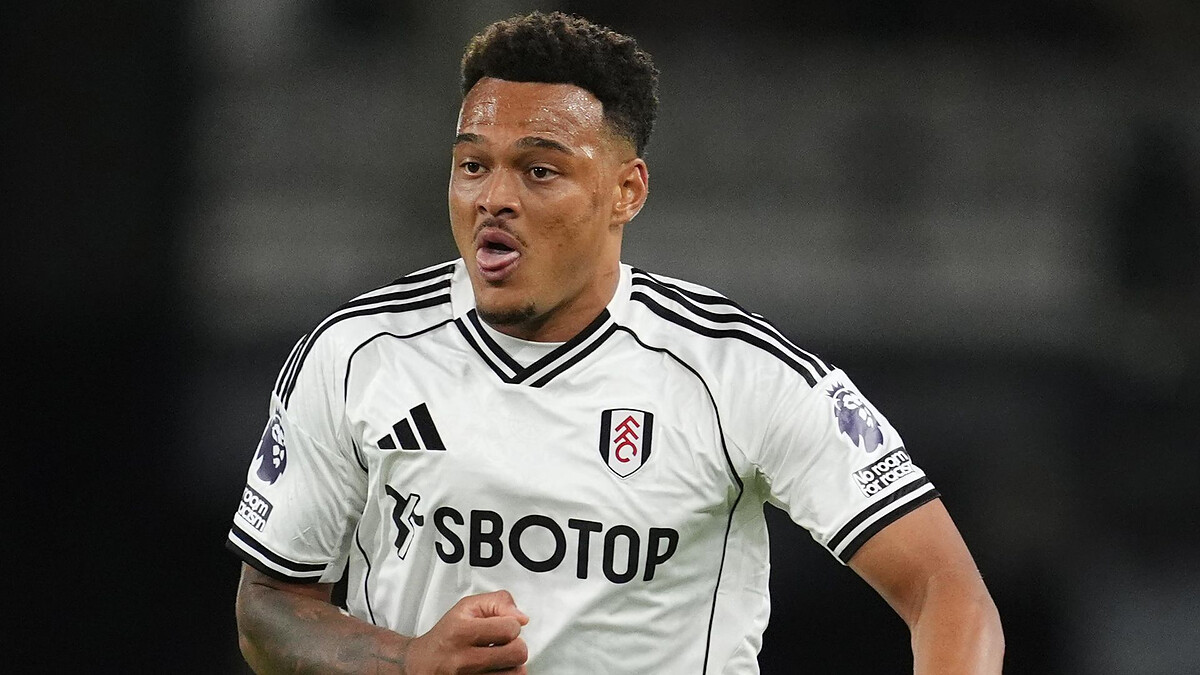 Muniz starts up front for Fulham vs Bournemouth LIVE!