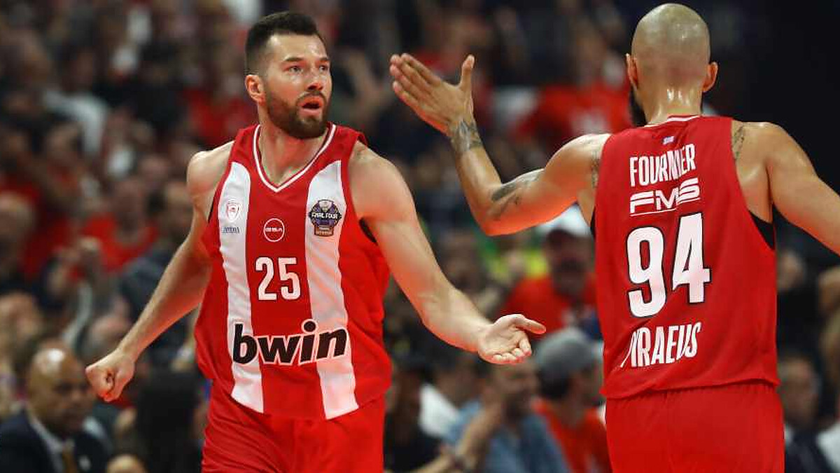 Olympiacos dethrones Fenerbahce and secures EuroLeague Final in Athens