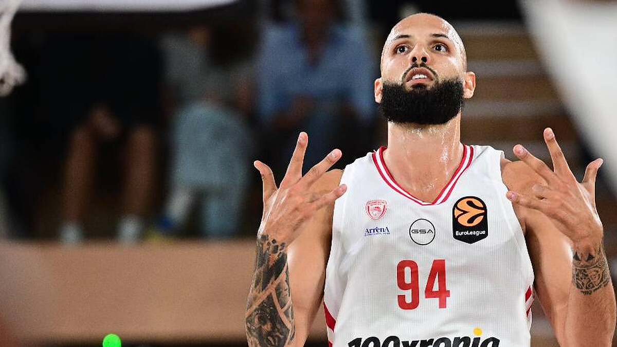 Olympiacos sweeps Monaco, advances to Final Four
