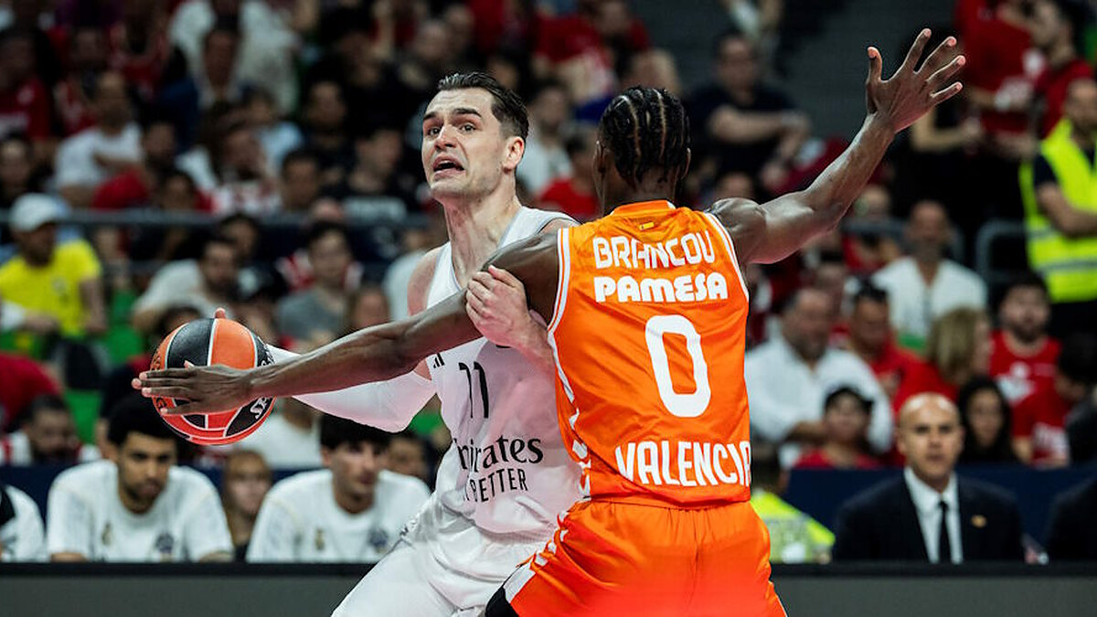 Real defeats Valencia in the Spanish showdown for the EuroLeague Final