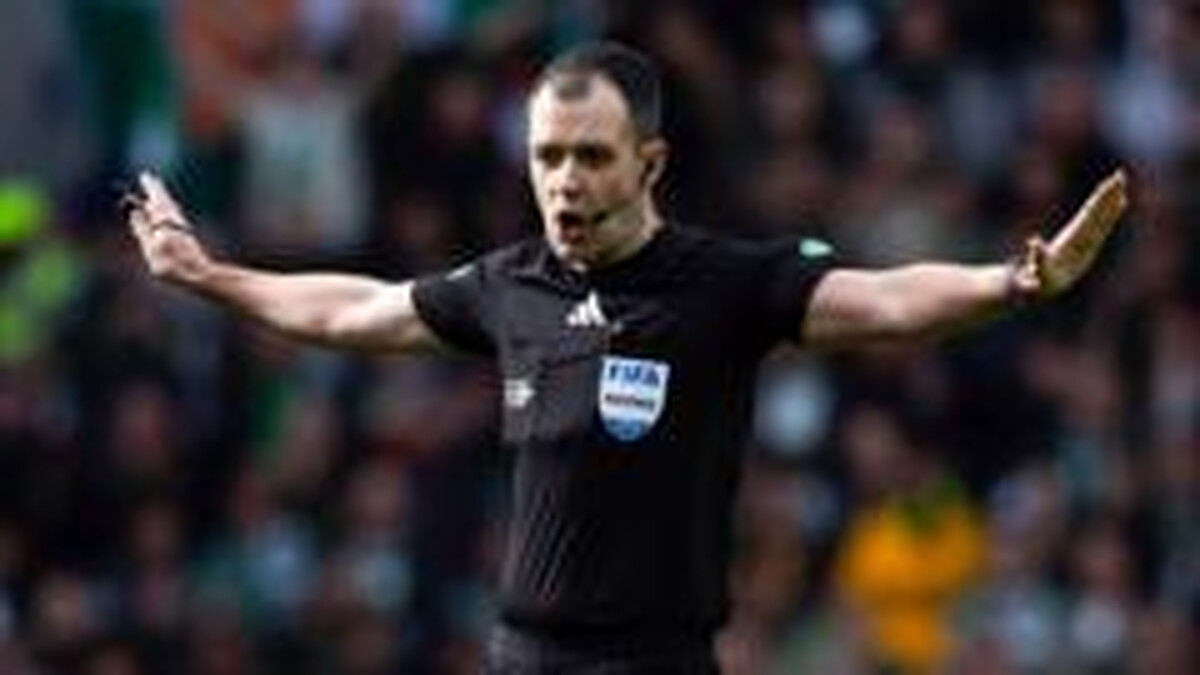 Robertson to referee Celtic v Hearts title decider