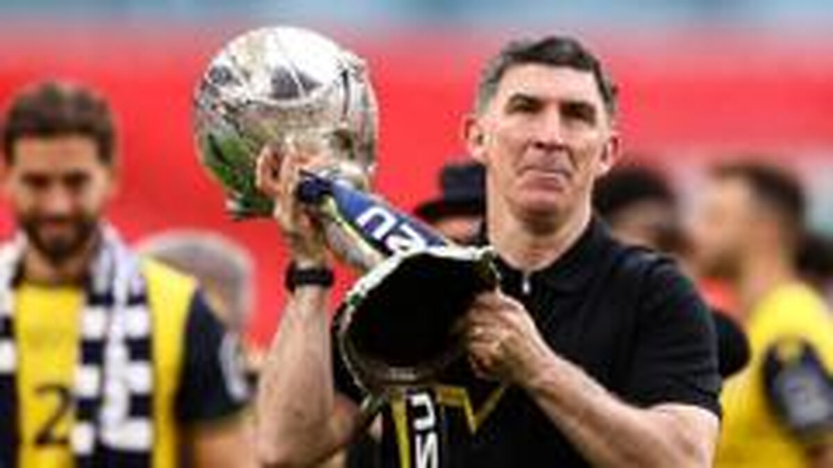Southend sack Maher two days after Wembley win