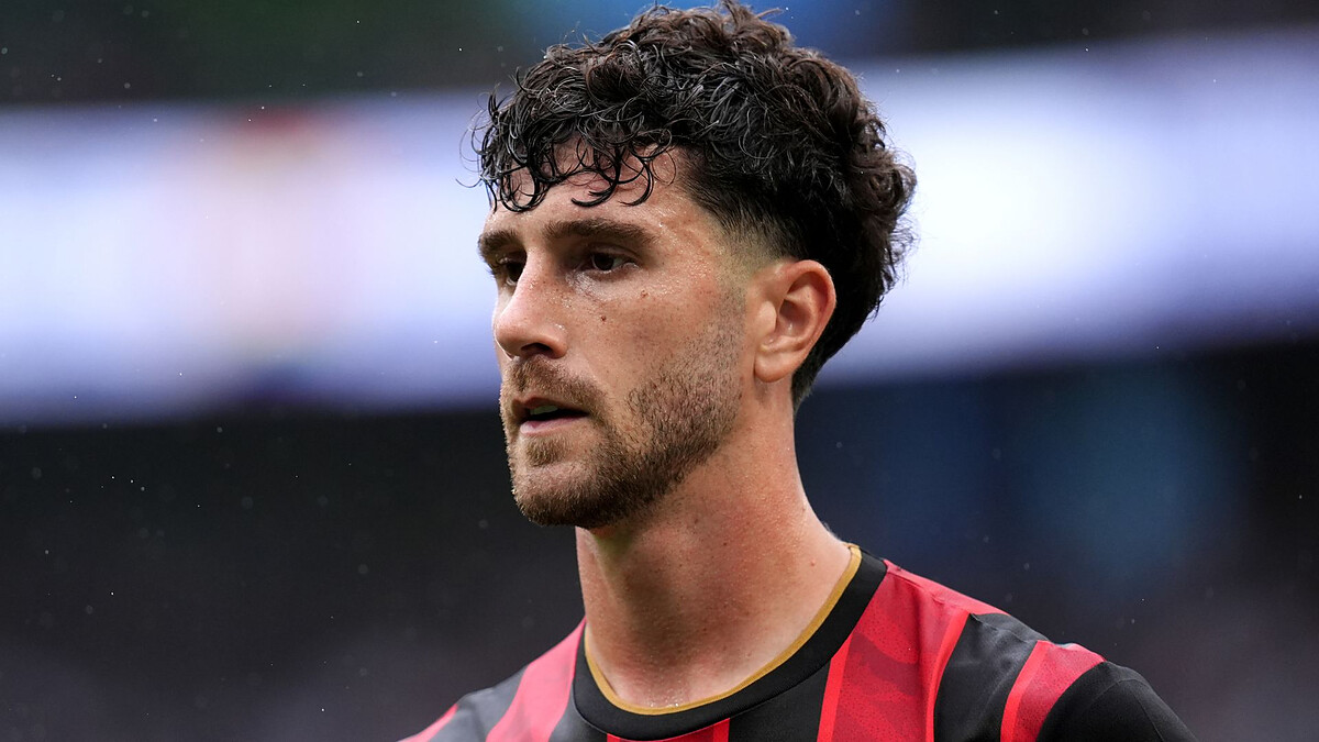 Spurs closing in on Senesi move and hopeful of Robertson deal
